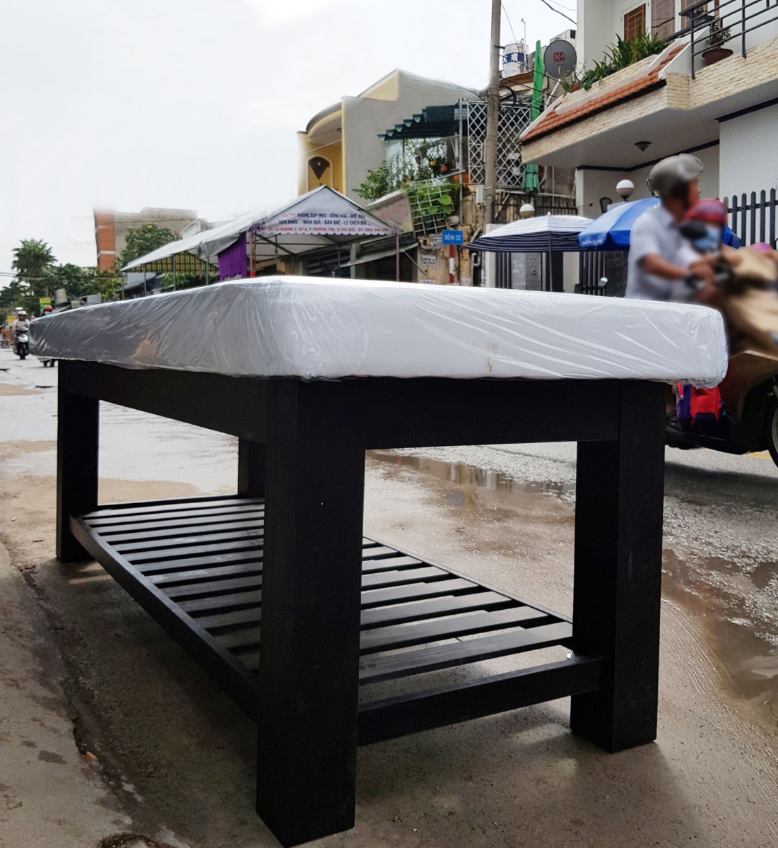 giường massage làm đẹp gỗ tràm lắp ráp màu đen